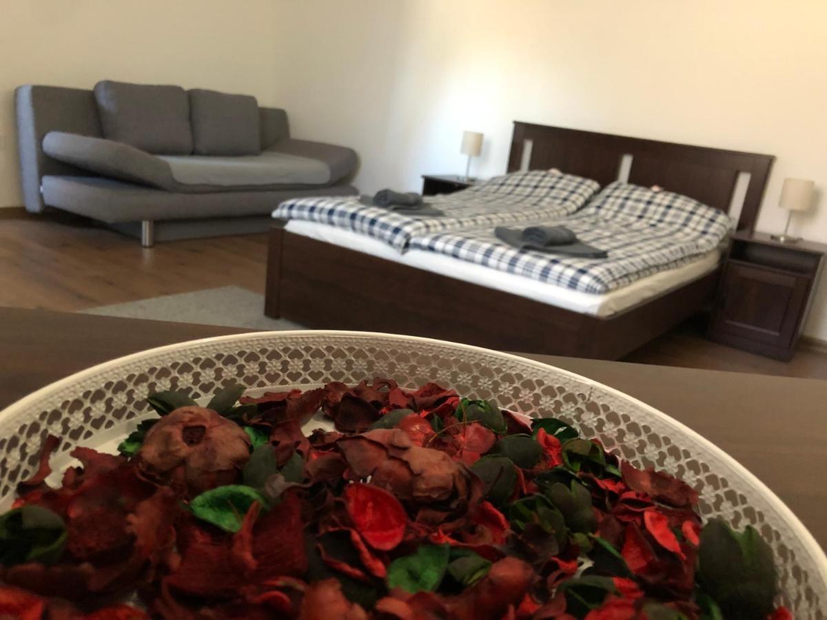 Mormota Vendeghaz Lejlighed Mezőkövesd Eksteriør billede