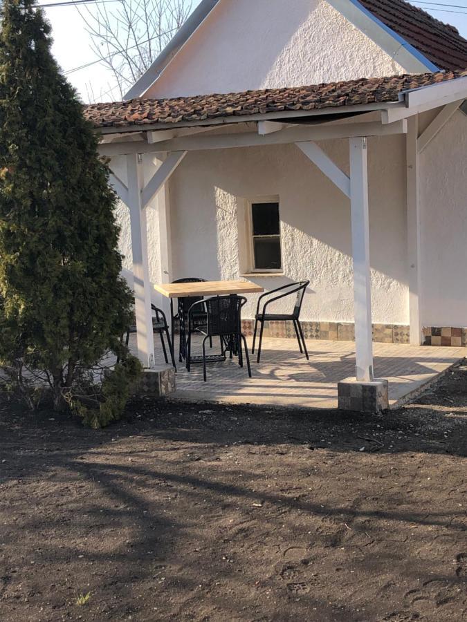 Mormota Vendeghaz Lejlighed Mezőkövesd Eksteriør billede